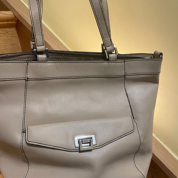 Danier satchel bag - Picture 2 of 7